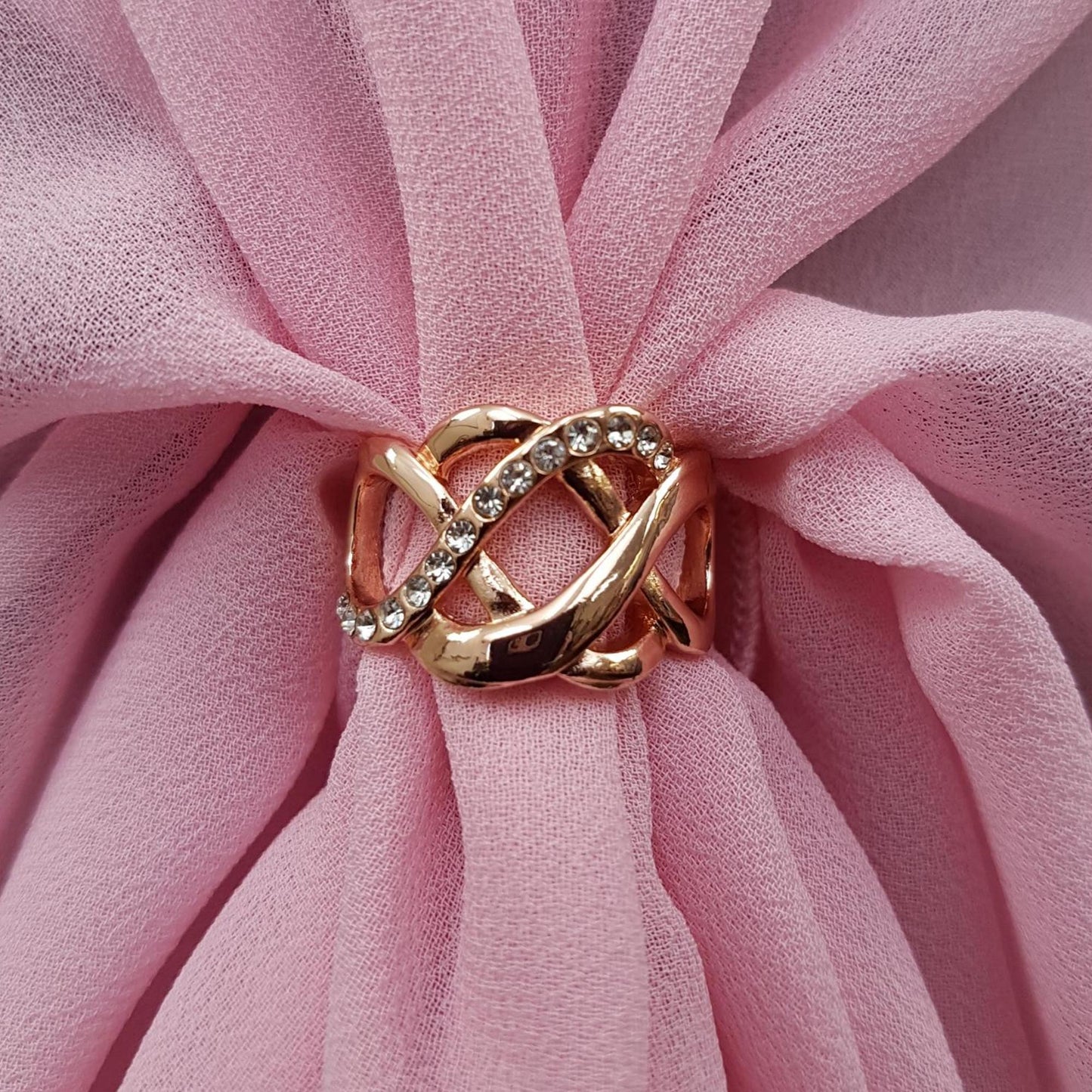 The U Wrap with Diamonte Scarf Ring Set (Pink)